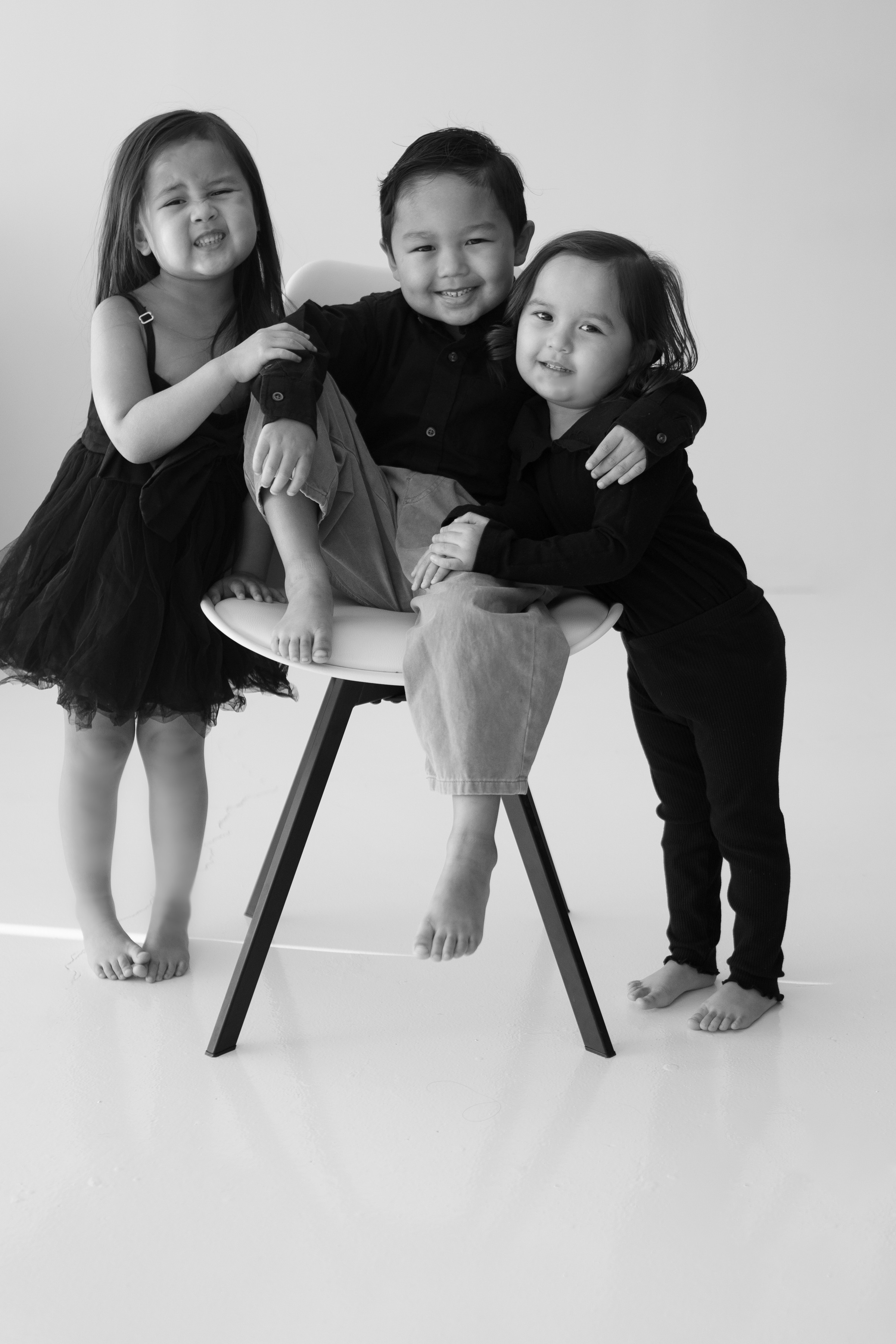 Nguyen Family family photo 5 by 12img