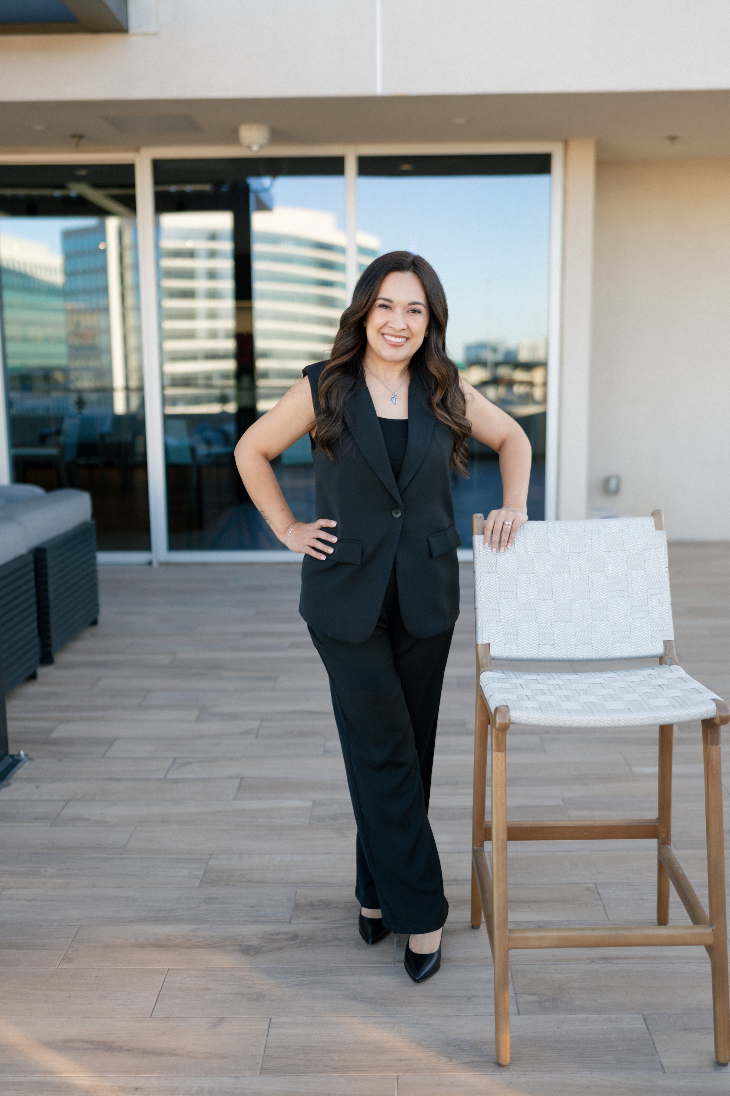 Local Pro 7 photo shoot wedding photo 4 by 12img