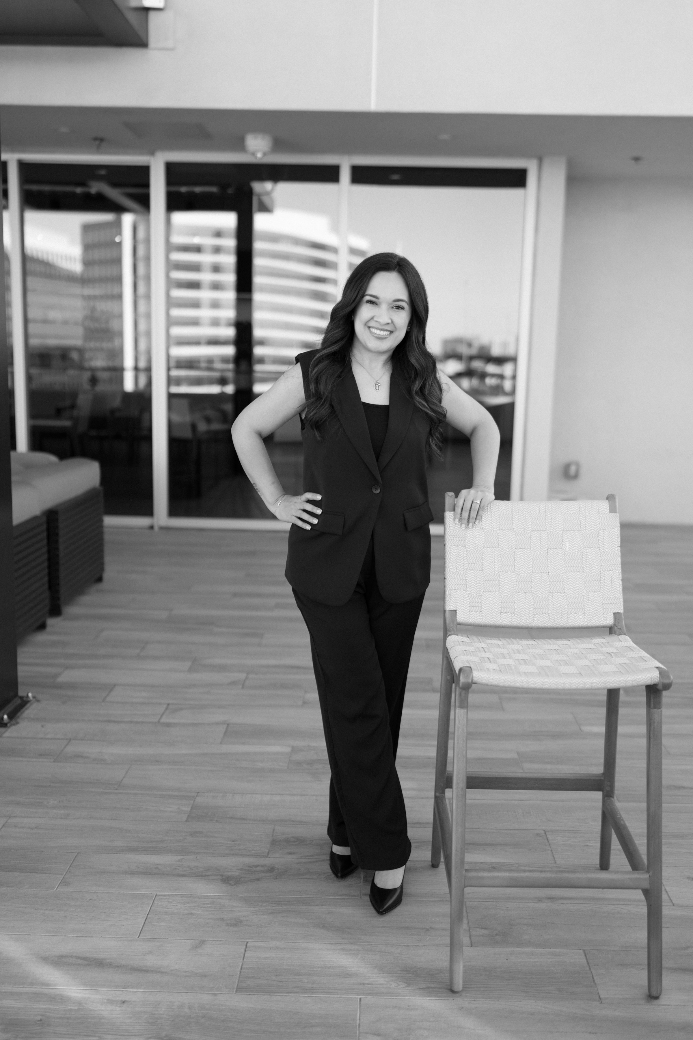 Local Pro 7 photo shoot wedding photo 5 by 12img